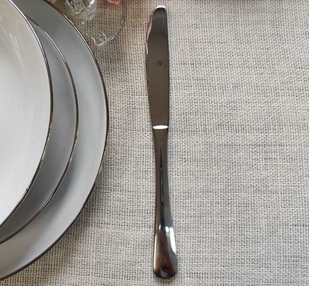 Nóż stołowy monoblok 18/10 Odiso - Palermo