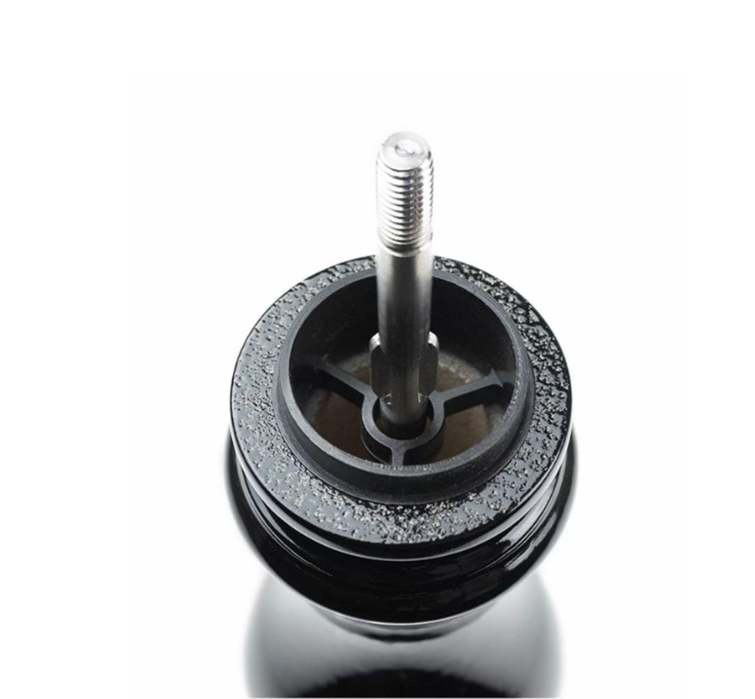 Młynek do pieprzu czarny połysk 22 cm Paris - Peugeot - obrazek 2