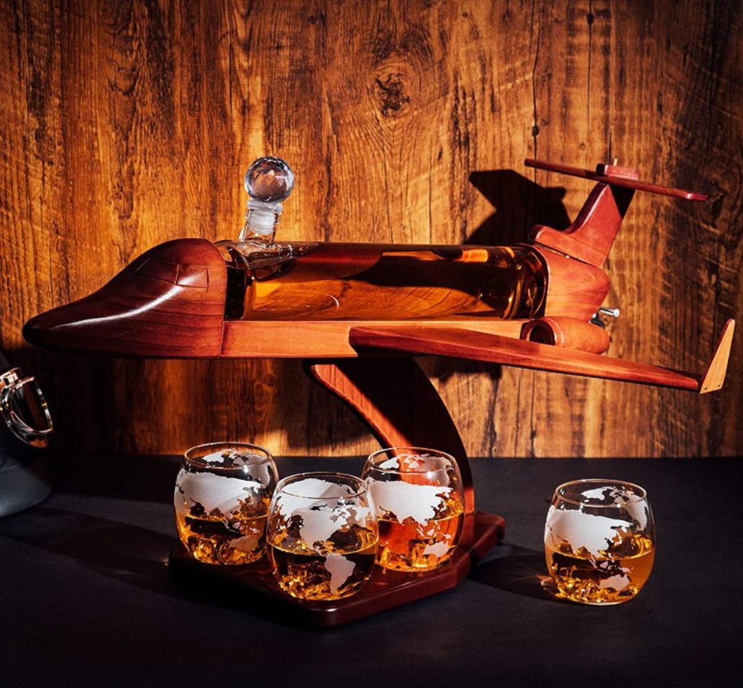 Drewniany stojak z karafką samolot na prezent - MPL - obrazek 2