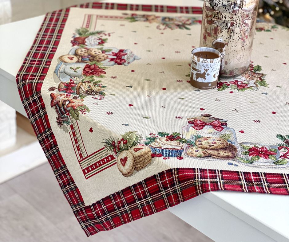 Obrus gobelinowy świąteczny 97x100 cm - Marco Polo